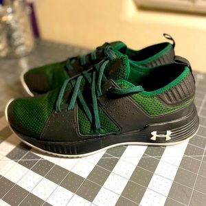 Mens Under Armour shoes size 10